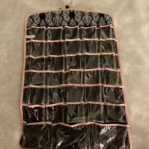 Never used Jewelry hanger. Top notch condition!